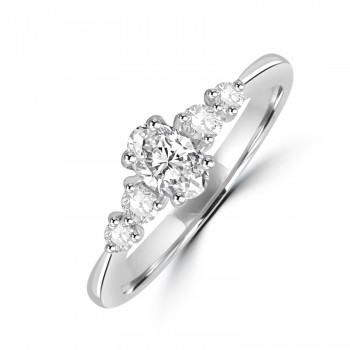 Platinum Oval DSi1 Diamond Graduated ring
