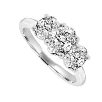 Platinum Three-stone Oval DSi1/2 Diamond ring