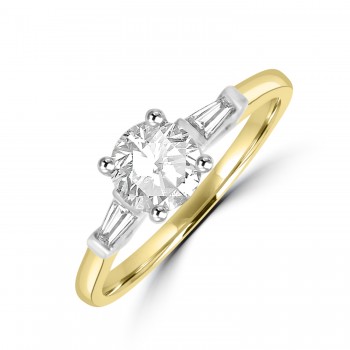18ct Gold Platinum Solitaire DSi1 Diamond Tapered Baguette ring