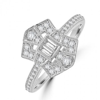 18ct White Gold Vintage style Baguette Diamond Cluster Ring