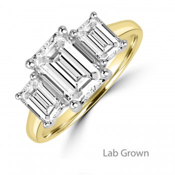 18ct Gold Three-stone Emerald cut Lab Grown Diamond ring 18ct Gold Three-stone Emerald cut Lab Grown Diamond ring
