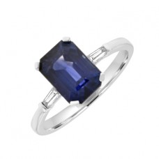 18ct White Gold Emerald cut Sapphire Solitaire Ring