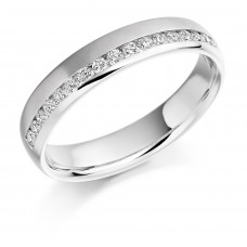 18ct White Gold Diamond Offset Wedding Ring